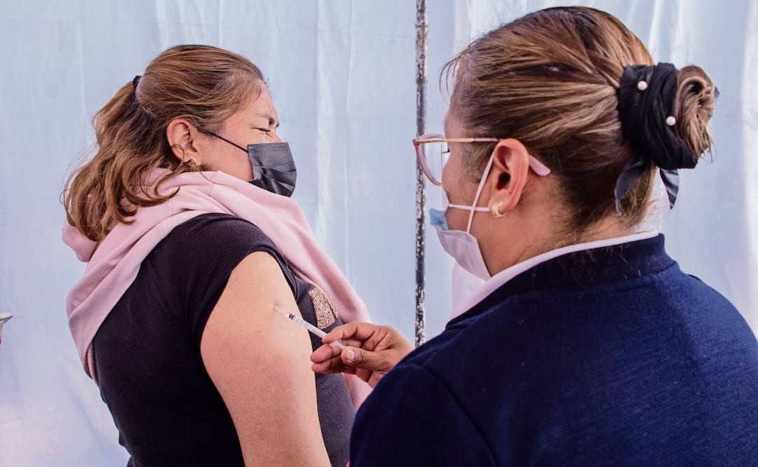 Especialistas exhortan a la población a vacunarse para evitar cuadros graves en caso de resultar contagiada de sarampión. Foto: Santiago Reyes / EL UNIVERSAL