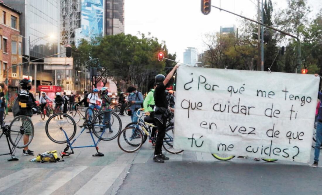 Asociaciones ciclistas se manifiestan cada viernes para exigir a las autoridades capitalinas que se garantice la seguridad de los peatones. Han presentado acciones a la Semovi. Foto: ARCHIVO EL UNIVERSAL