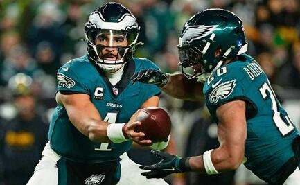 NFL: Filadelfia recupera a Hurts; buscan eliminar a Packers