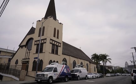 Segundo autobús con solicitantes de asilo de Texas llega a Los Ángeles