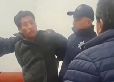 Cesan a funcionario tras golpear a policías luego de provocar un accidente en Tlaxcala