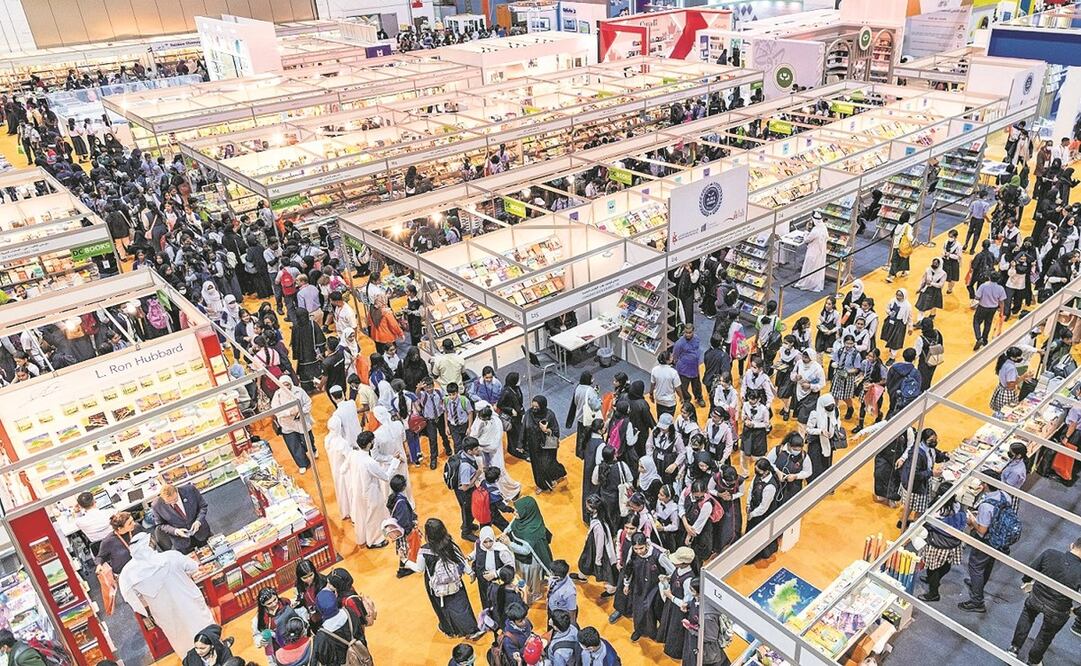 A finales de este mes, una delegación del emirato con 200 personas llegará a la FIL Guadalajara para desarrollar diversas actividades culturales, que igual se llevan a cabo en su propia Feria Internacional del Libro de Sharjah (en la imagen), la cual se r