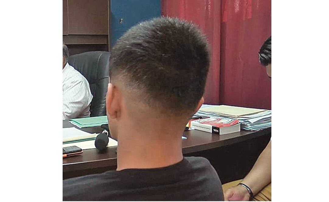 Jóven narra que los militares no les marcaron el alto e iban atrás de los jóvenes en una camioneta con las luces apagadas. Los chocaron y comenzaron a disparar. Foto: Especial