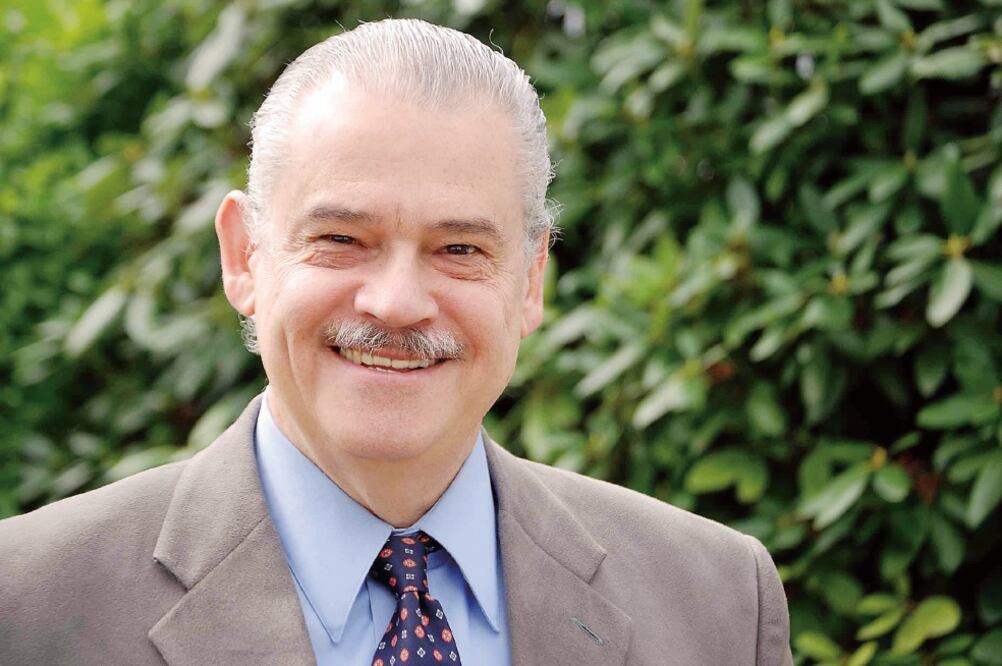 De concretarse, para que Miguel Basáñez asuma el cargo como embajador de México en EU tendrá que dejar su puesto como profesor adjunto y director del Programa de Reforma Judicial en la Fletcher School, en la Tufts University (ESPECIAL)