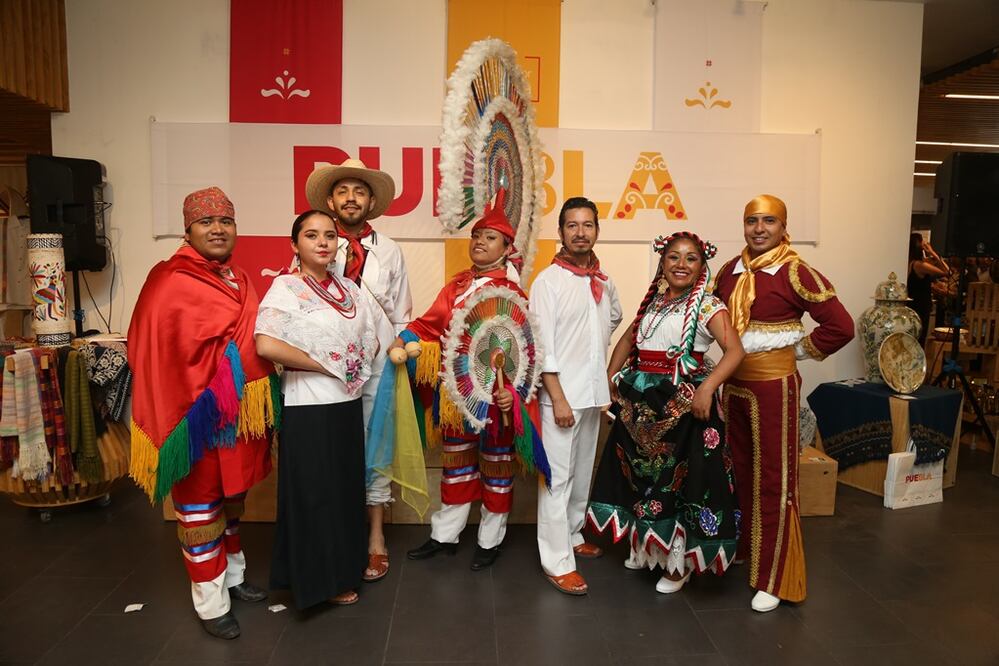 Descubre sus tradiciones y algunos atractivos de los Pueblos Mágicos de Puebla.  (Foto: Cortesía exposición “Viaja por Puebla”)