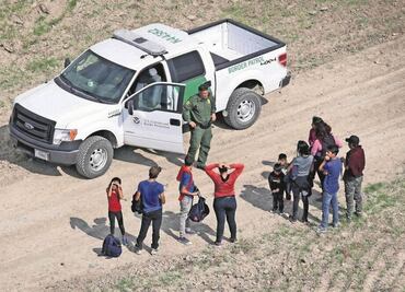 Detenciones de migrantes en frontera suroeste de EU aumentaron 10% en abril