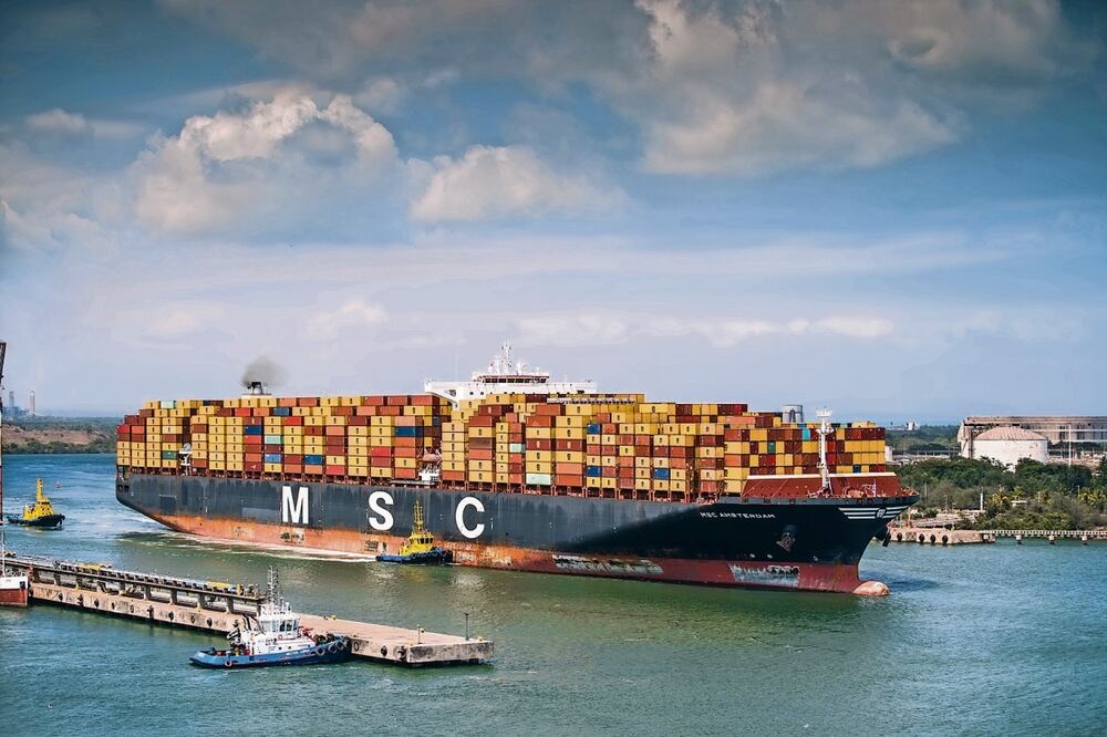 Operadores navieros presentan una disminución en la descarga de contenedores de sus barcos por la saturación de los puertos. Foto: Especial