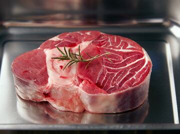 Qué contiene la carne roja