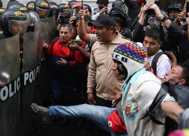 Protesta Generación Z en Perú: reportan jornada violenta y suman 18 heridos