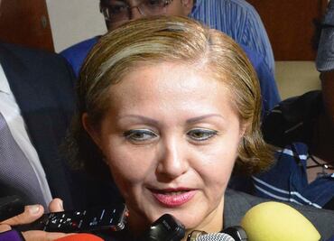 Piden investigar a involucrados en videoescándalos de Eva Cadena