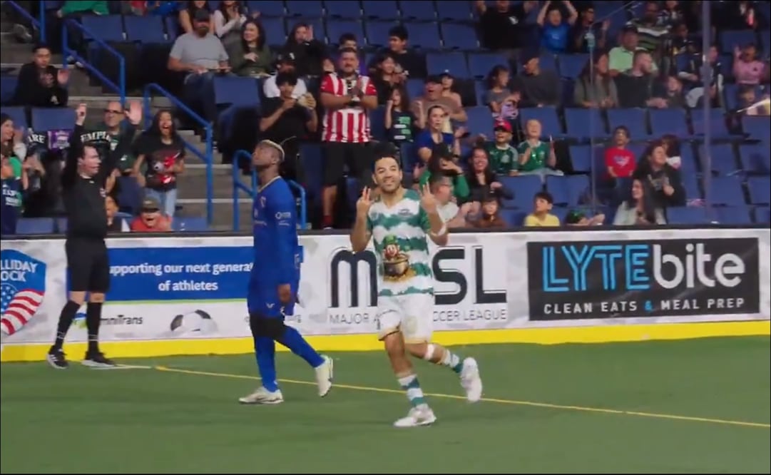 Marco Fabián anotó tres goles en el más reciente partido de su equipo - Foto: Captura de pantalla