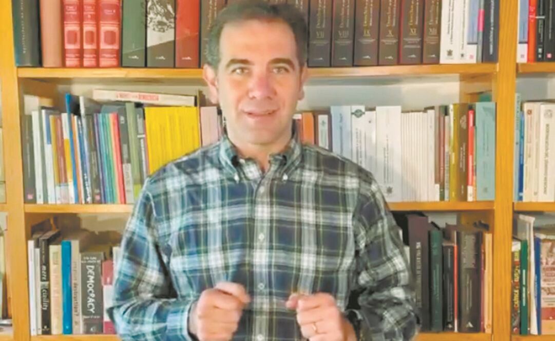 El consejero presidente del INE, Lorenzo Córdova, explicó que la difusión de la consulta popular inicia el 15 de julio. Foto: Tomada de video