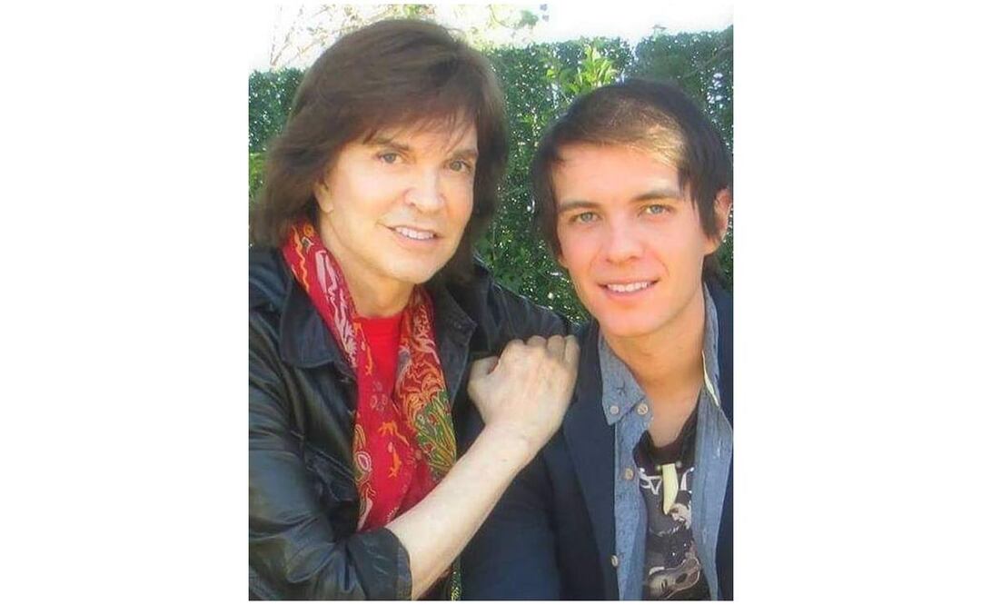 Camilo Sesto con su hijo. Foto: Instagram 