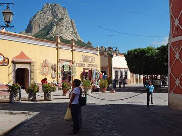 Alcaldes exigen a legisladores regresar presupuesto para Pueblos Mágicos