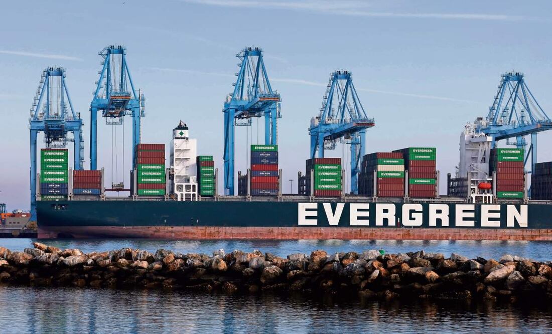 Caen exportaciones mexicanas durante abril. Foto: EFE