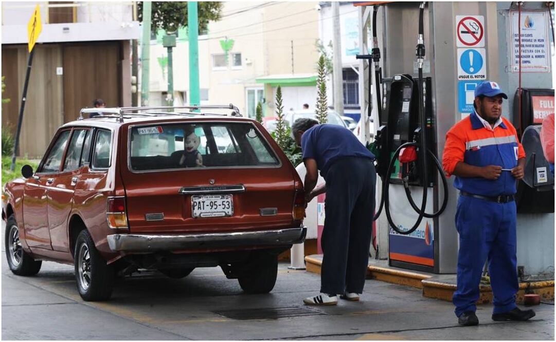 Suspenden servicio en 4 gasolineras de Michoacán por falta de seguridad ante el cobro de piso por parte de grupos criminales. Foto: Jorge Alvarado / EL UNIVERSAL