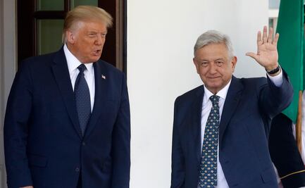 Sin saludo de mano ni cubrebocas, AMLO se reúne con Trump en la Casa Blanca