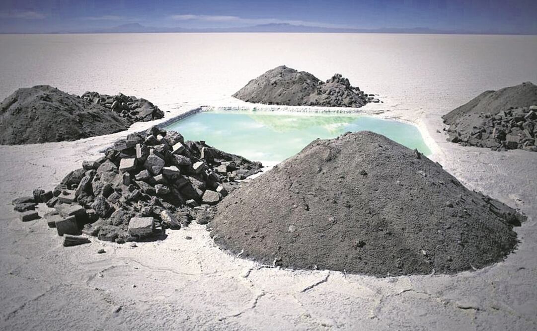 A pesar de que Bolivia cuenta con las mayores reservas probadas globales de litio, de 21 millones de toneladas, ni siquiera figura en el mercado mundial de una materia prima de enorme potencial. Foto: Archivo/ AP.