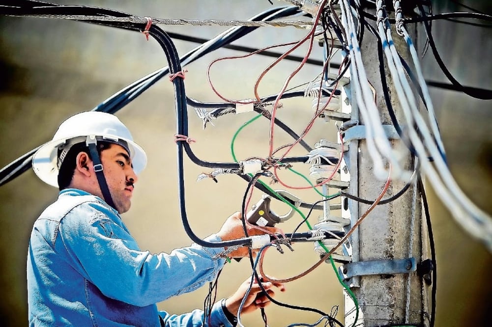El presidente Andrés Manuel López Obrador llamó a seguir rescatando a la Comisión Federal de Electricidad. Foto: archivo/EL UNIVERSAL