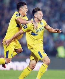 Dragones mexicanos hacen gol