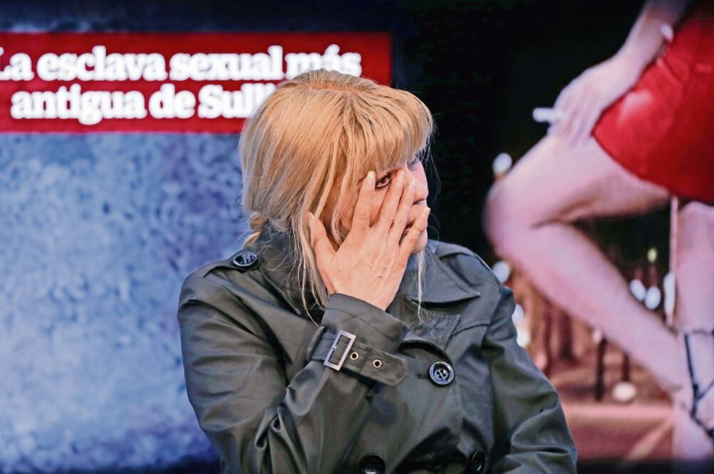 Mayra narró que a los 17 años fue secuestrada en el metro Chapultepec y comenzó a ser obligada a prostituirse (VALENTE ROSAS. EL UNIVERSAL)