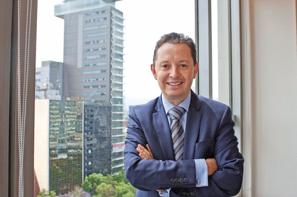 Carlos Rojo, director general de Interacciones, dijo que en el mediano plazo se pueden enfocar en infraestructura media en estados y municipios (CORTESÍA)