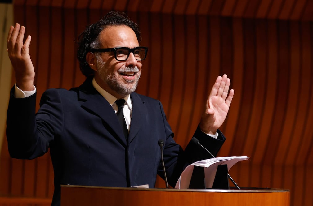 Alejandro González Iñárritu durante su ingreso a El Colegio Nacional.
Foto: Diego Simón Sánchez / EL UNIVERSAL