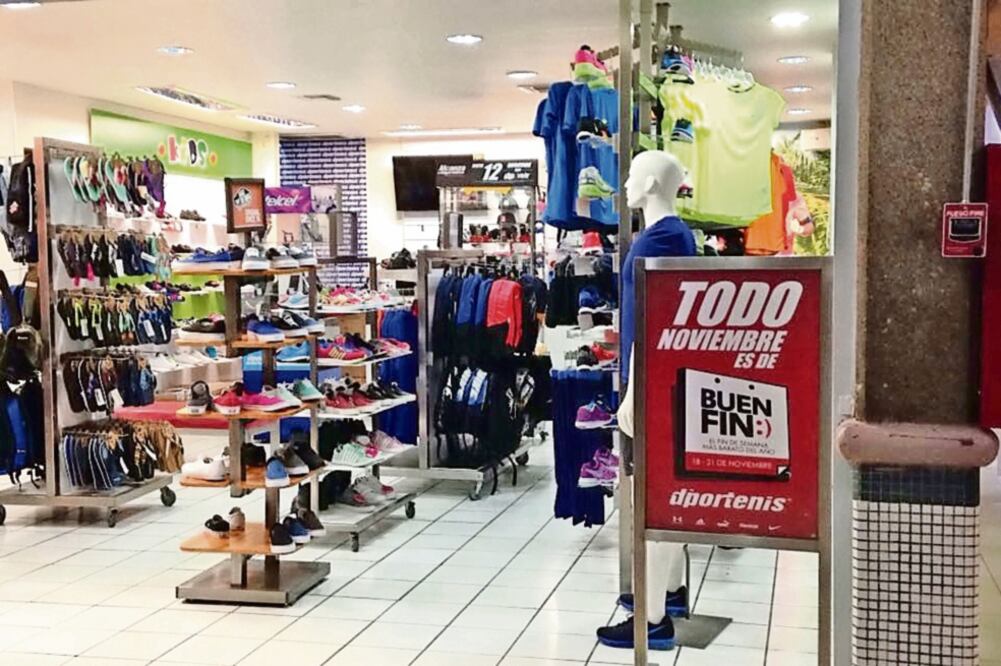 En establecimientos ubicados en la frontera norte, los comerciantes prepara n descuentos para todo lo que resta de noviembre (AMALIA ESCOBAR. EL UNIVERSAL)