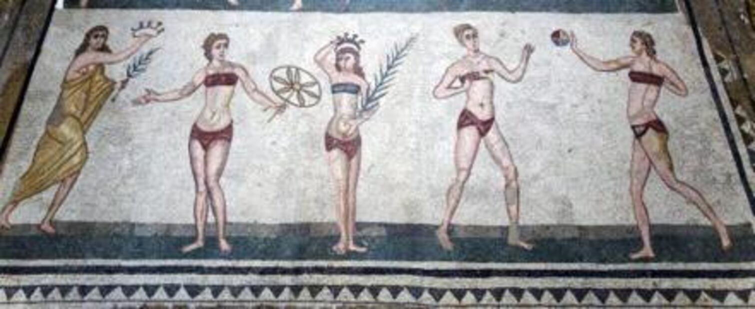 La evolución del traje de baño femenino