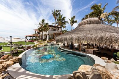 Ya puedes rentar una isla o un castillo con Airbnb