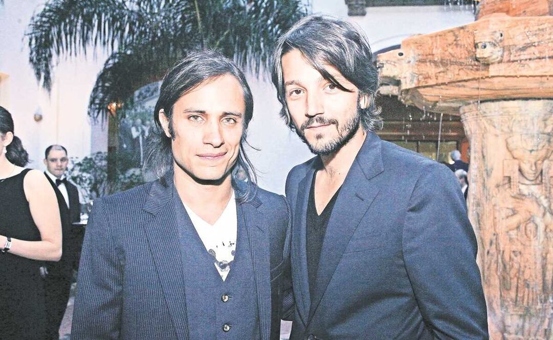 Gael García y Diego Luna ganan demanda contra Johnnie Walker