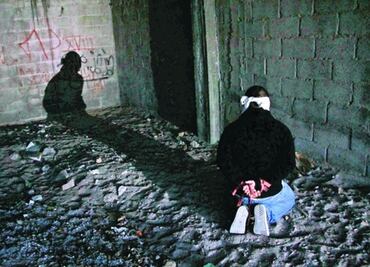 Liberan a una persona secuestrada y detienen a tres en el Edomex