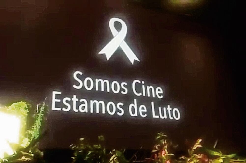 Honraron a los tres estudiantes de cine asesinados por el narco en Guadalajara , durante la inauguración del festival. (CORTESÍA)