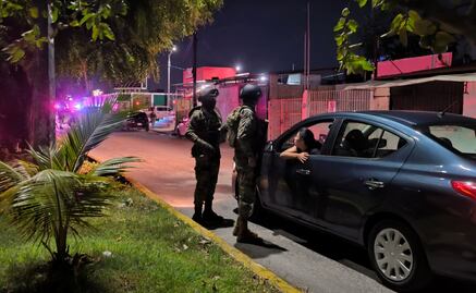 Autoridades catean instalaciones del Sindicato de Taxistas en Cancún tras detención del líder