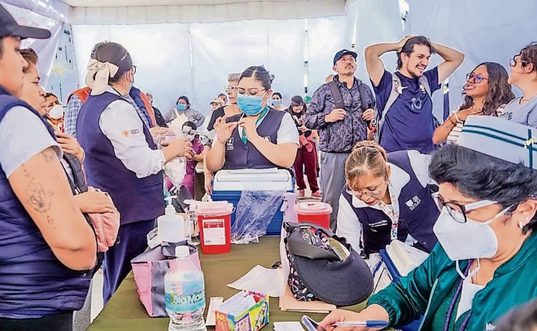 Vecinos de la GAM acudieron al módulo de vacunación; esta alcaldía es una de las que concentra más casos de sarampión. Foto: Especial