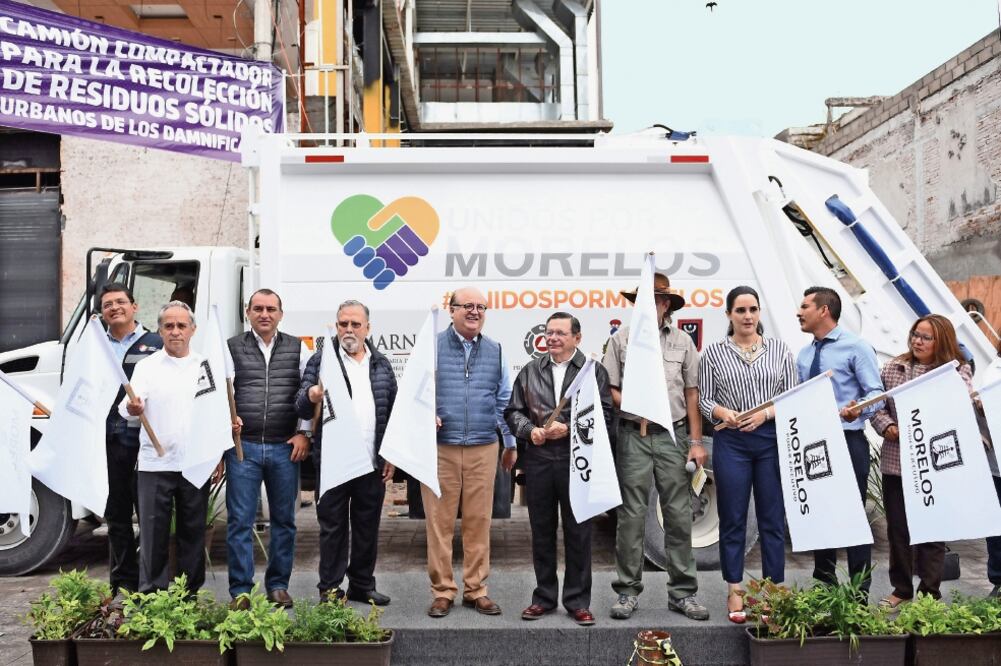 El gobernador Graco Ramírez sijo que para la edificación de las escuelas y viviendas se realizan estudios de mecánica de suelos para garantizar que no se vuelvan a venir abajo en caso de otro sismo