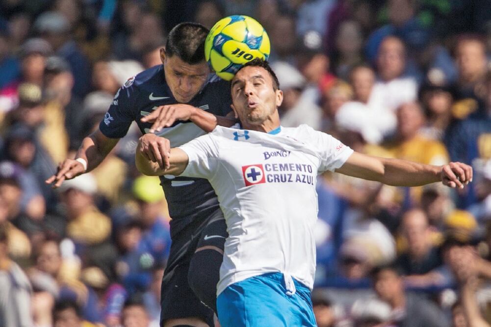 El delantero ecuatoriano de La Máquina intenta cumplir con la normatividad del futbol mexicano. (IMAGO7)