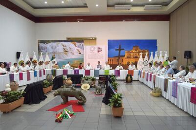 Se reúnen integrantes de la Conago en Chiapas