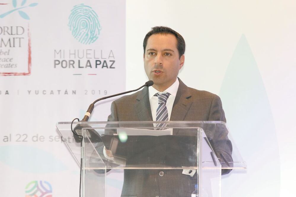 El gobernador Mauricio Vila Dosal pidió a los dueños de empresas que permanecerán abiertas incrementar las medidas de prevención e higiene. 