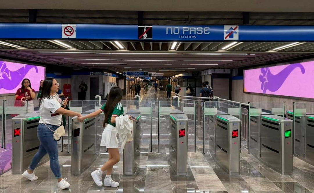 Metro CDMX cierra estación Zócalo por medida de protección civil: Leonardo Lugo / EL UNIVERSAL