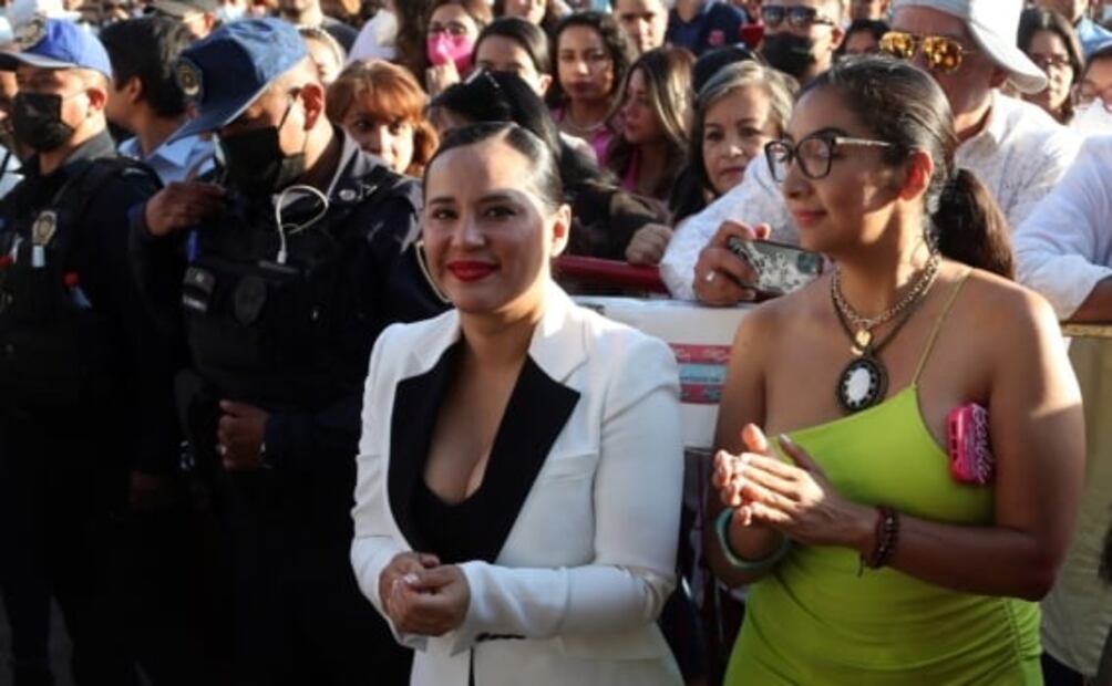 A pesar del calor, la cumbia y el baile reunieron a cientos de capitalinos en la Cuauhtémoc