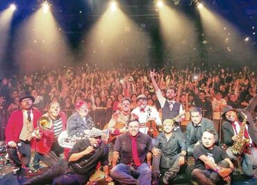 Brillan en show las narices de Triciclo Circus Band