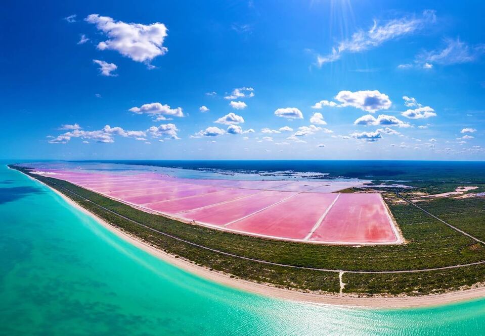 Las lagunas rosadas de esta salinera son una sensación en Instagram. Foto: Sefotur Yucatán