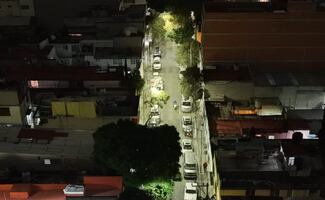 Alcaldía Cuauhtémoc estrena 64 luminarias en colonia Obrera; Alessandra Rojo de la Vega encendió el switch
