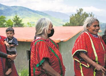 Desplazados triquis tienen fe en el retorno