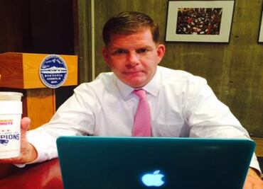 Prohíben tabaco masticable en estadio de los Medias Rojas