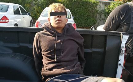 Cae sujeto tras intentar robar joyería de Galerías Perinorte en Edomex; deja martillo incrustado en el cristal