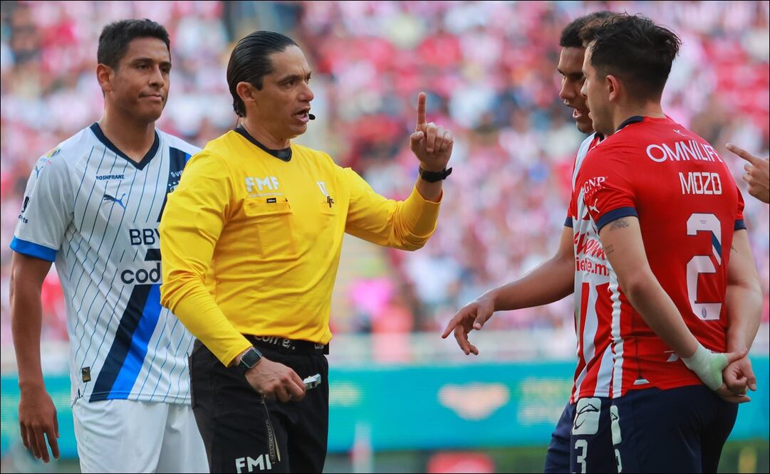 Chivas fue sancionado por la Comisión Disciplinaria - Foto: Imago7