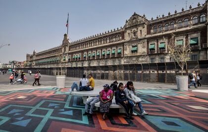 Alistan blindaje de Palacio Nacional previo a marcha del 8M