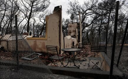 Familias en Grecia murieron abrazadas durante incendios: Cruz Roja de Grecia 